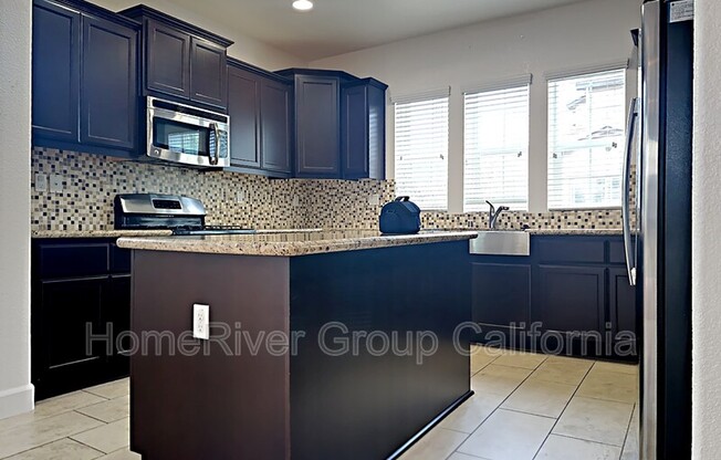 843 BLOSSOM ROCK LN