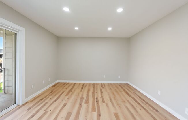 2 beds, 1 bath, 864 sqft, $1,395, Unit #20