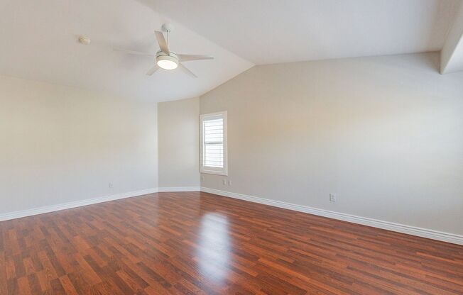 4 beds, 2.5 baths, $3,375
