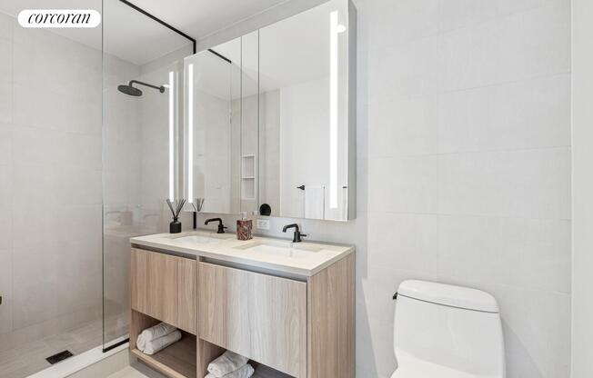 3 beds, 2 baths, $10,075, Unit 1601