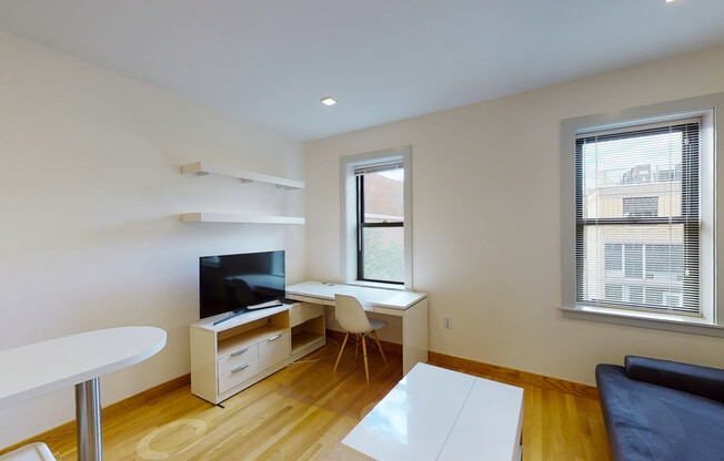 115 Mount Auburn