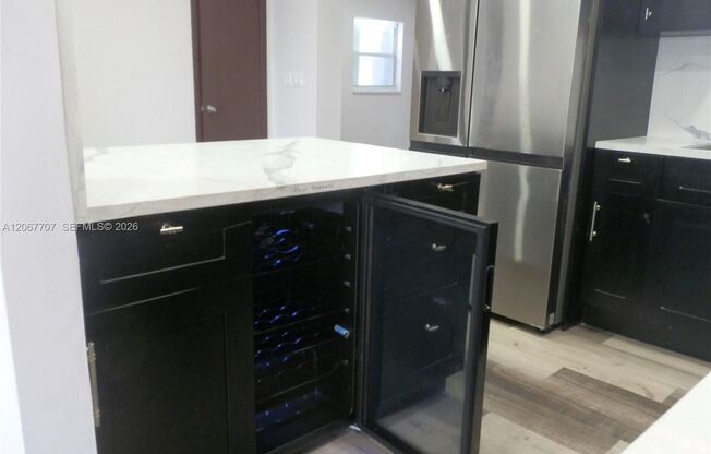 3 beds, 2 baths, $3,600