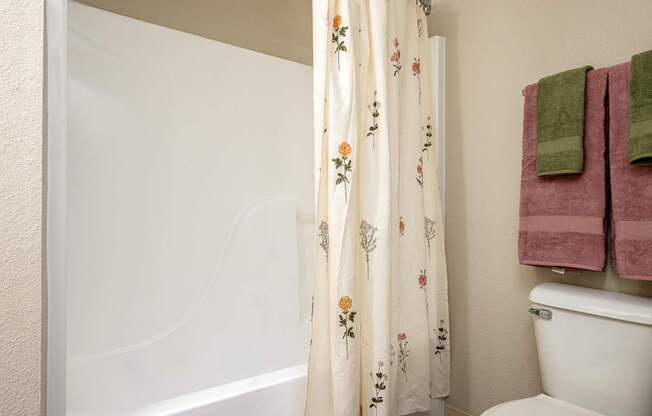 Twin Creeks | Bathroom