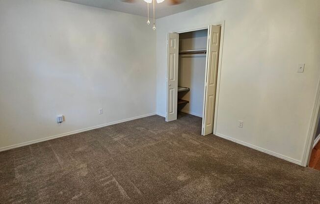 2 beds, 1 bath, $1,350