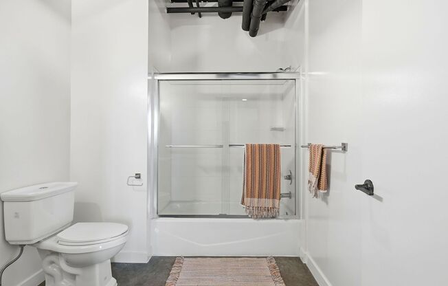 2 beds, 2 baths, 853 sqft, $2,995, Unit 203