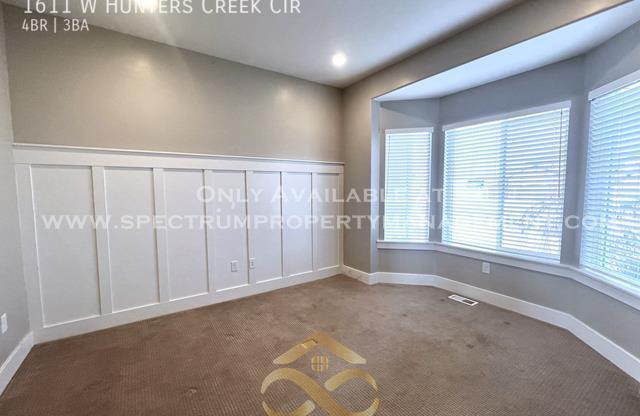 1611 W HUNTERS CRK CIR