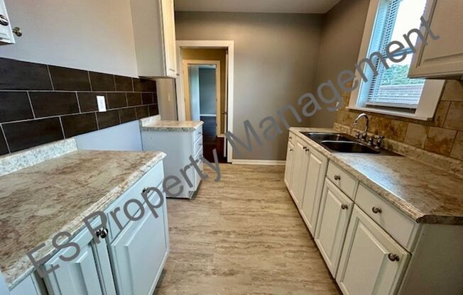 3 beds, 2 baths, 1,135 sqft, $1,595