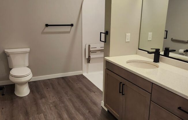1 bed, 1 bath, 798 sqft, $1,400, Unit 204