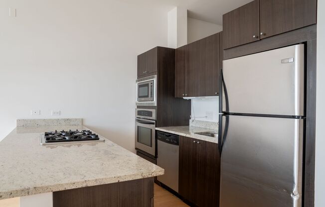 2 beds, 2 baths, 1,000 sqft, $2,250, Unit 4730-304
