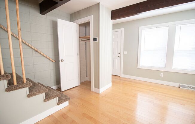 913-919 Carrier Creek