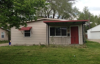 3 beds, 1 bath, $1,250