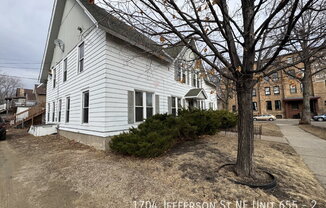 1704 JEFFERSON ST NE