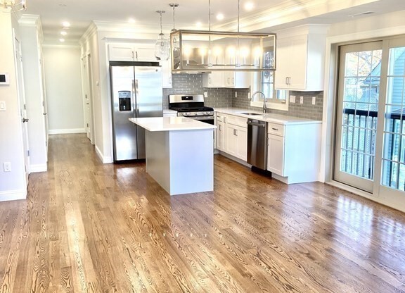 8 MAPLEWOOD