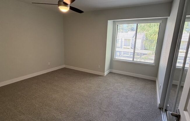 2 beds, 2 baths, 992 sqft, $1,865, Unit 143