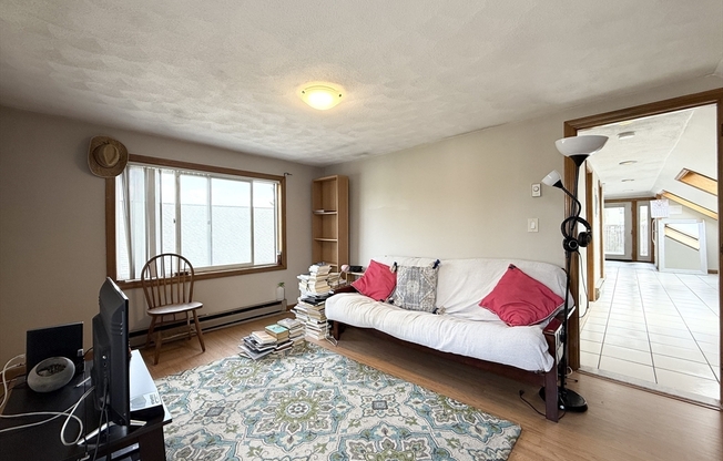 30 TEMPLETON PKWY