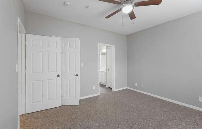 1 bed, 1 bath, 729 sqft, $1,218