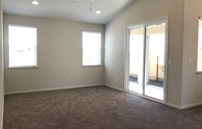 3 beds, 2 baths, $2,250