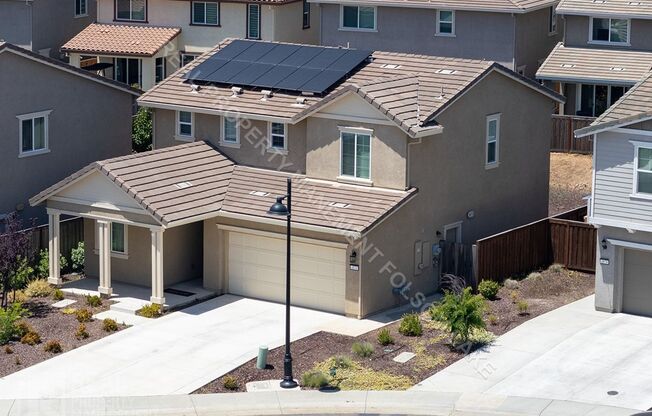 Quiet 4bd 3ba home in Folsom Ranch
