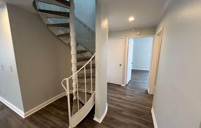 3 beds, 2 baths, 1,250 sqft, $3,898, Unit 302