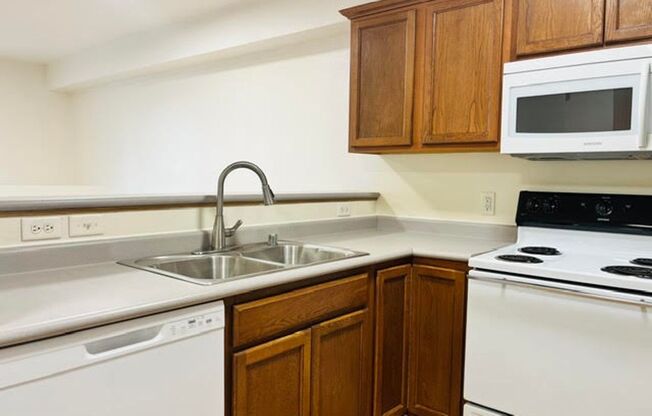 1 bed, 1 bath, 622 sqft, $1,450, Unit 4370 Tull Road - Unit 203