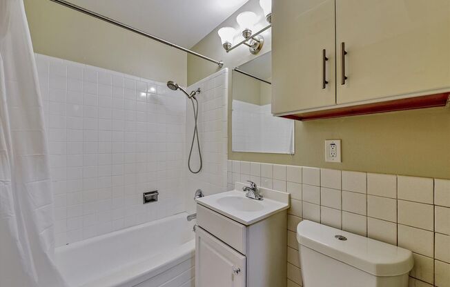 Studio, 1 bath, $2,295, Unit 109