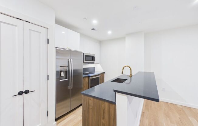1 bed, 1 bath, 540 sqft, $1,950, Unit 306