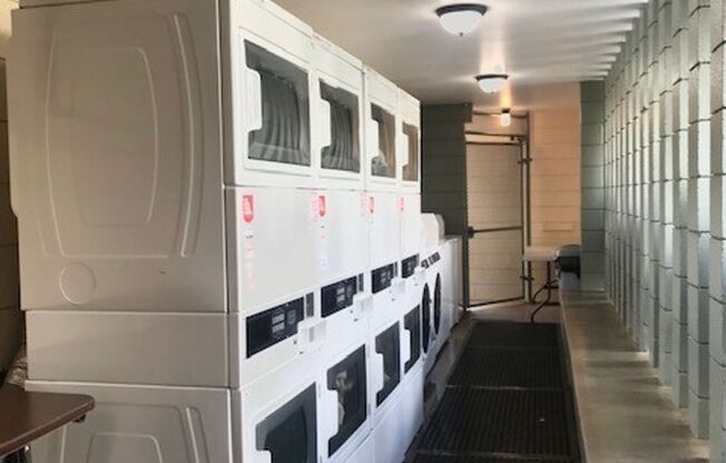 Studio, 1 bath, $1,550, Unit # #A 902