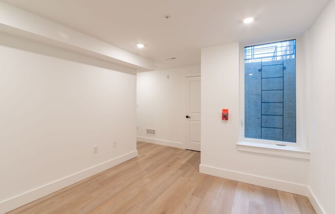 2 beds, 2 baths, 1,191 sqft, $1,775, Unit 4