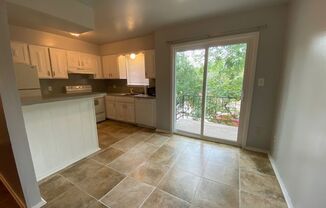 2 beds, 2 baths, $995