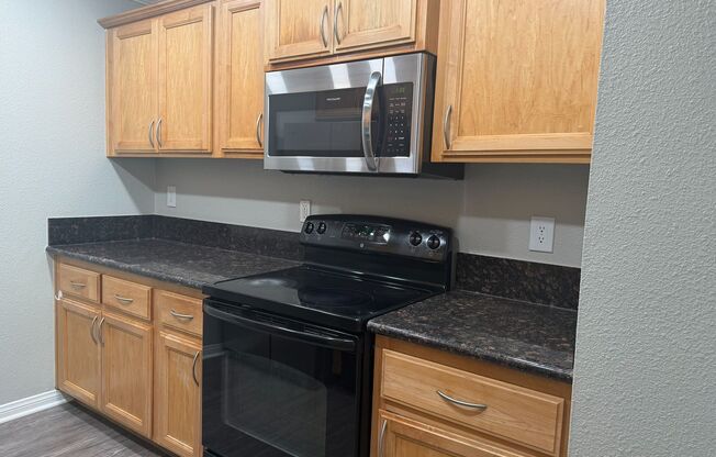 3 beds, 2 baths, 1,166 sqft, $3,295, Unit 1501