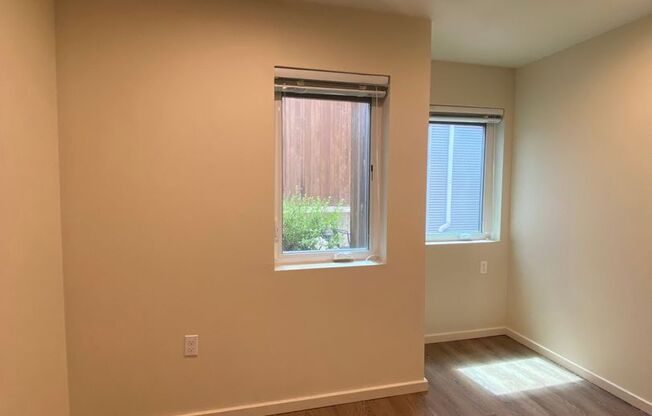 Studio, 1 bath, 175 sqft, $1,250, Unit 325-MFTE