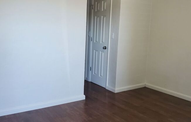 Studio, 1 bath, 367 sqft, $1,650, Unit #11