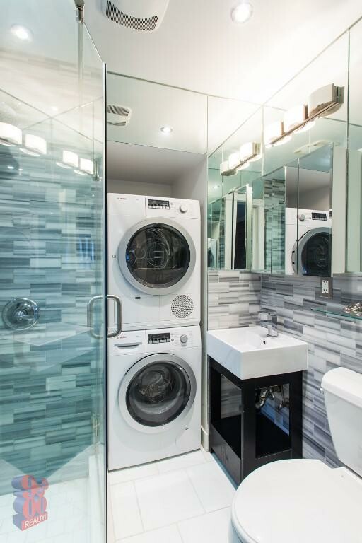 434 W 52nd St