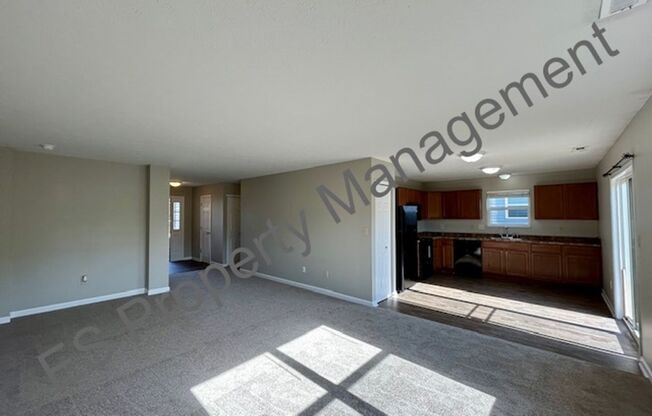 3 beds, 2 baths, $1,625