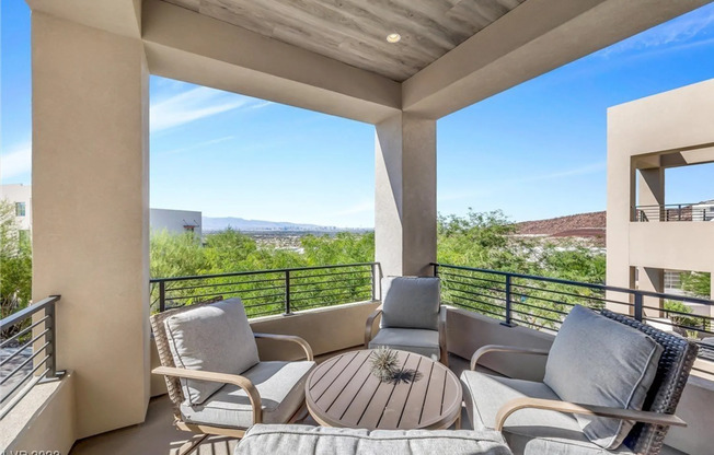 406 Solitude Peak Lane