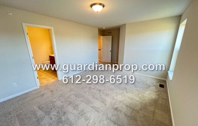 3 beds, 2.5 baths, $2,700