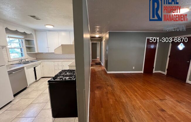 4424 E DR