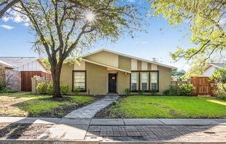 3708 YOSEMITE DR