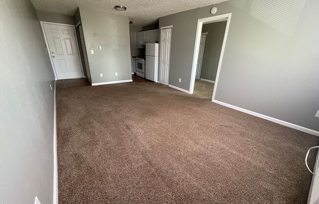Mountain Pointe Apartments