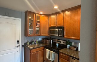 860 Turquoise St. Unit 328
