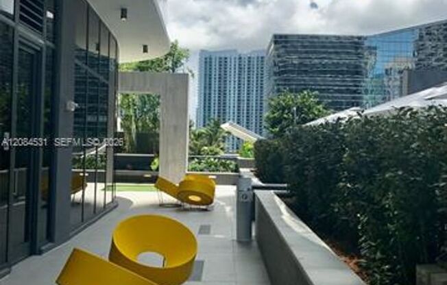 1 bed, 1 bath, $3,200, Unit # 2807
