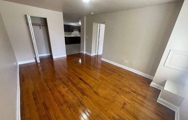 1 bed, 1 bath, $1,000, Unit 4850 #G1