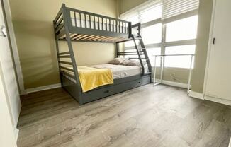 2957 Kalakaua Avenue Apt. 503
