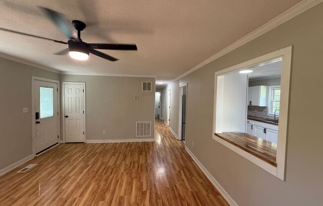 Nice Ranch Home just 2 miles from Downtown Dallas NC