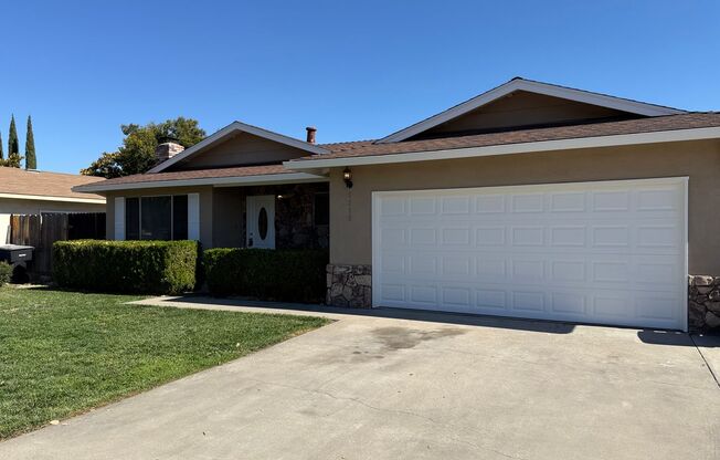 4-bedroom single story in East Modesto!