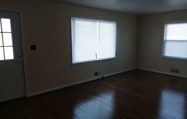 2737 Hamilton Ave, Racine, WI- 3 Bedroom House