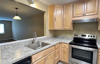 2 beds, 1 bath, $1,295