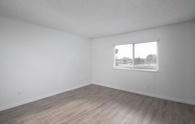 1 bed, 1 bath, 824 sqft, $2,595, Unit 338