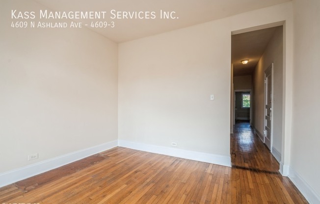 4609 N Ashland Ave