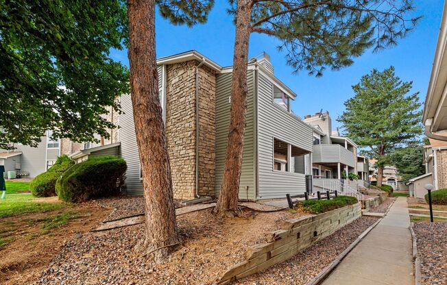 Bright & Inviting 1-Bedroom Aurora Condo with Private Patio